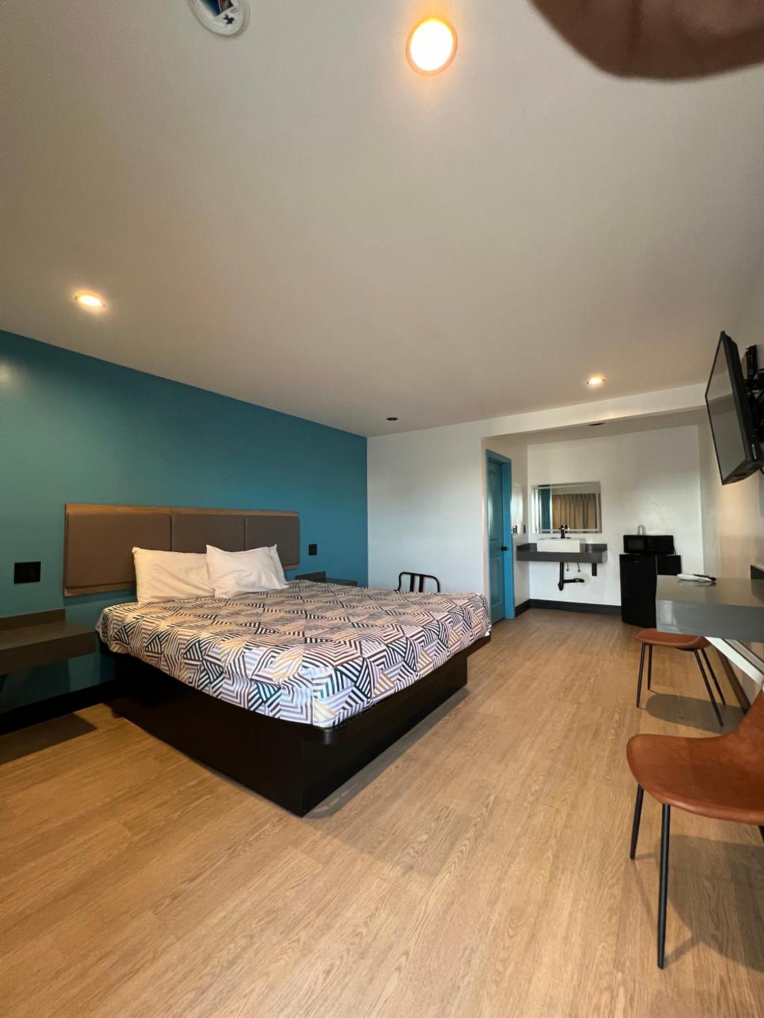 Palm Inn - Newly Renovated Rooms イングルウッド エクステリア 写真